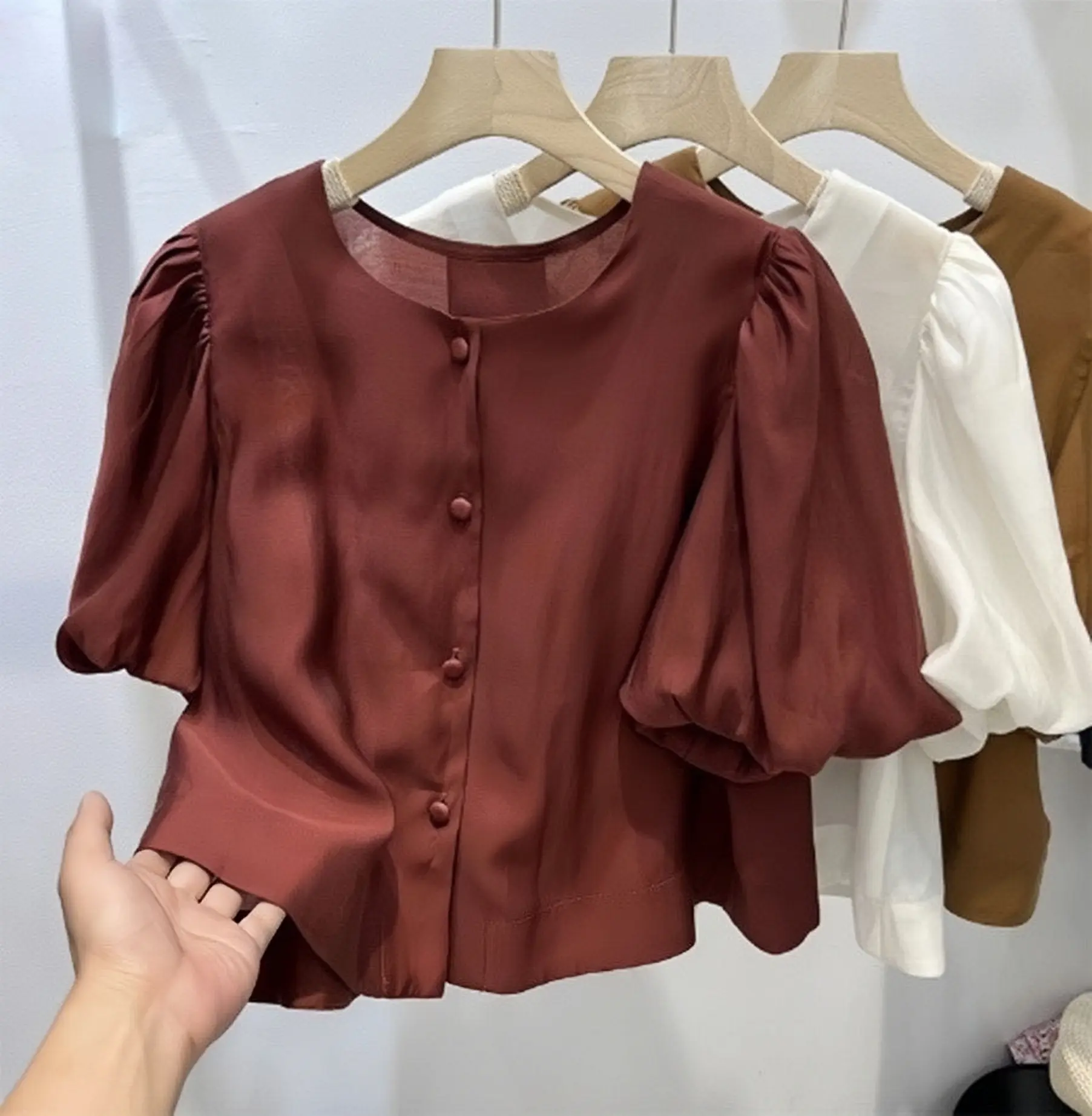 Áo Trung Niên Chất Đũi Tơ Mềm Nhẹ Tay Phồng Trẻ Trung Nữ Women