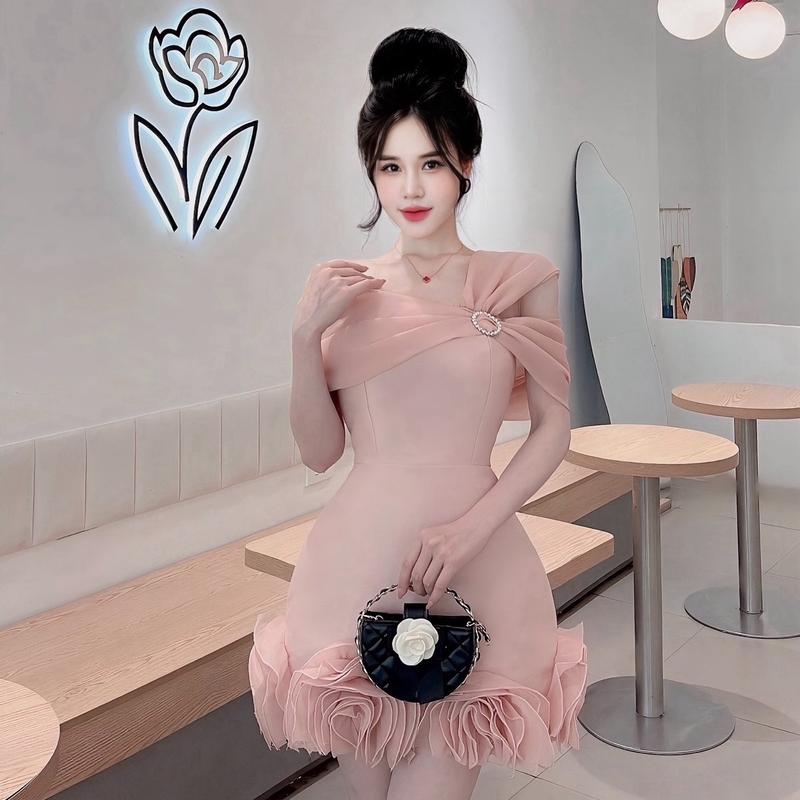 Đầm tafta lệch vai chân phối tơ tag đá xinh