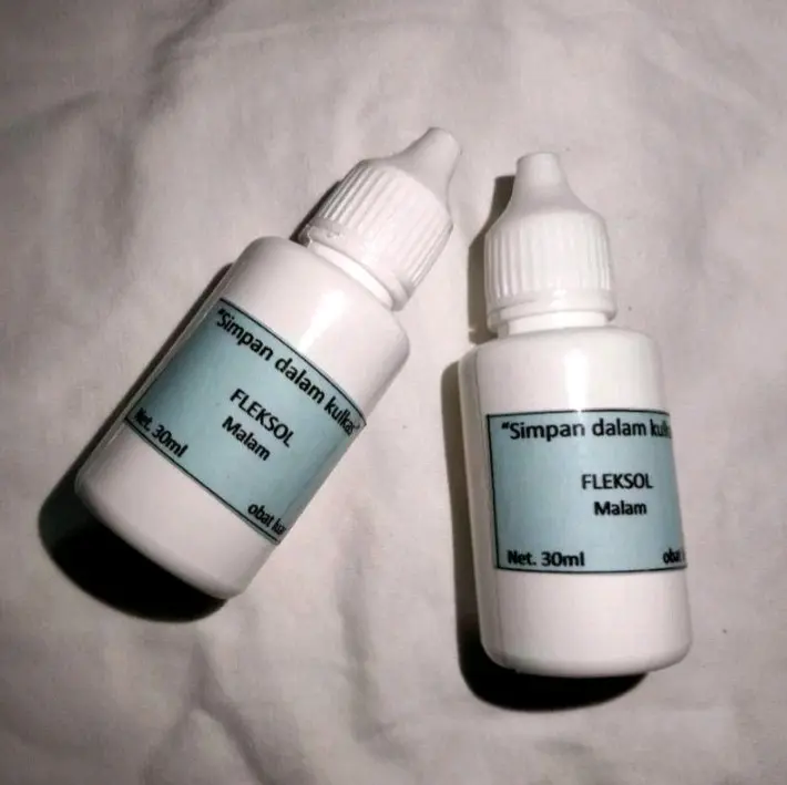 FLEKSOL 30ml Flek Solution Cairan Penghilang flek Perawatan Kulit untuk flek membandel Cairan Flek Melasma