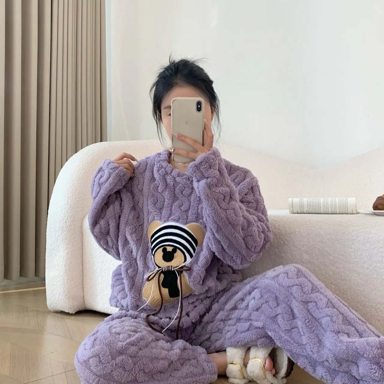 B90 Bộ ngủ lông san hô hai mảnh thu đông gấu Plus đáng yêu từ Phương Linh Underwear