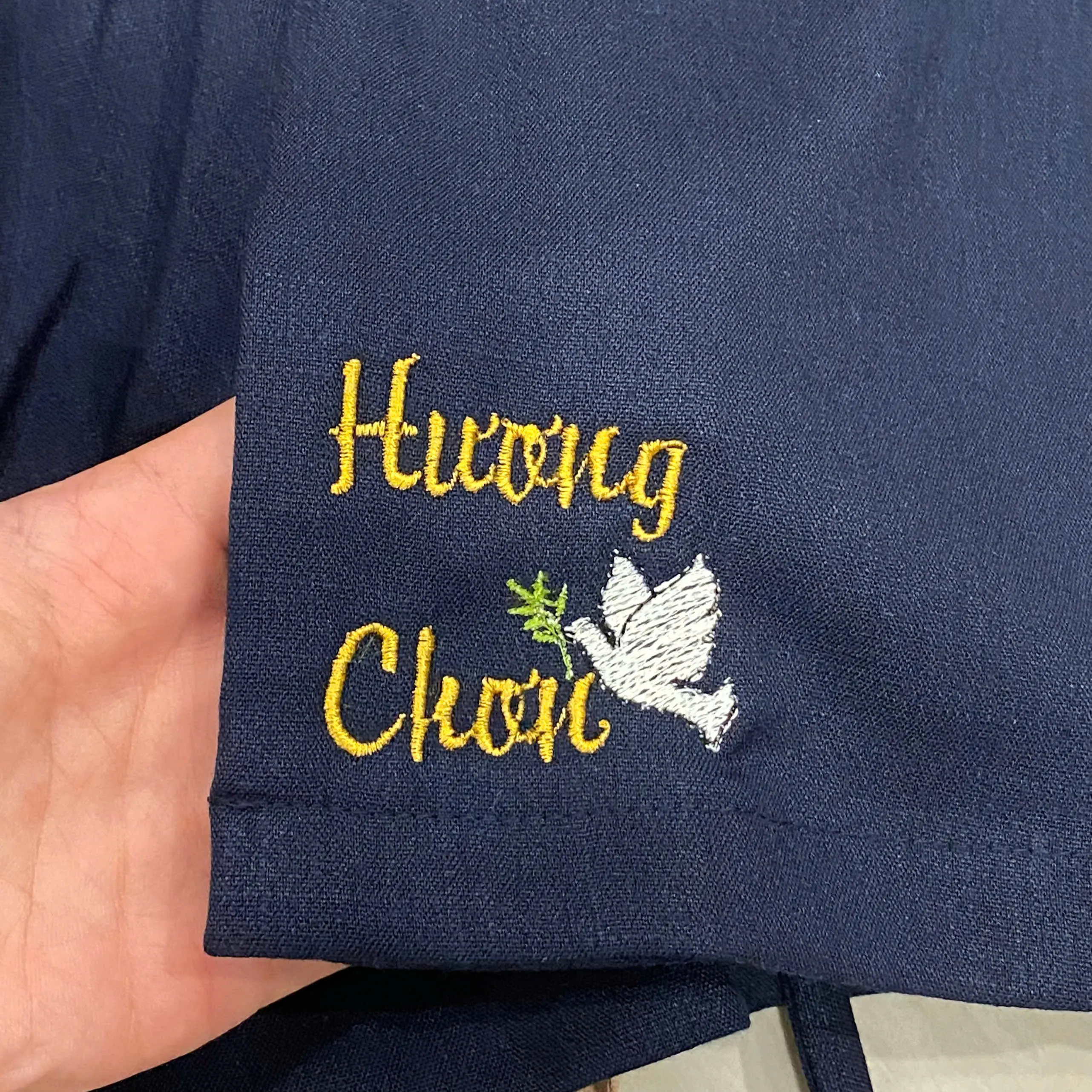 Thêu Pháp Danh/ Thêu Tên Riêng lên Áo Lam, Đồ Lam Đi Lễ Chùa