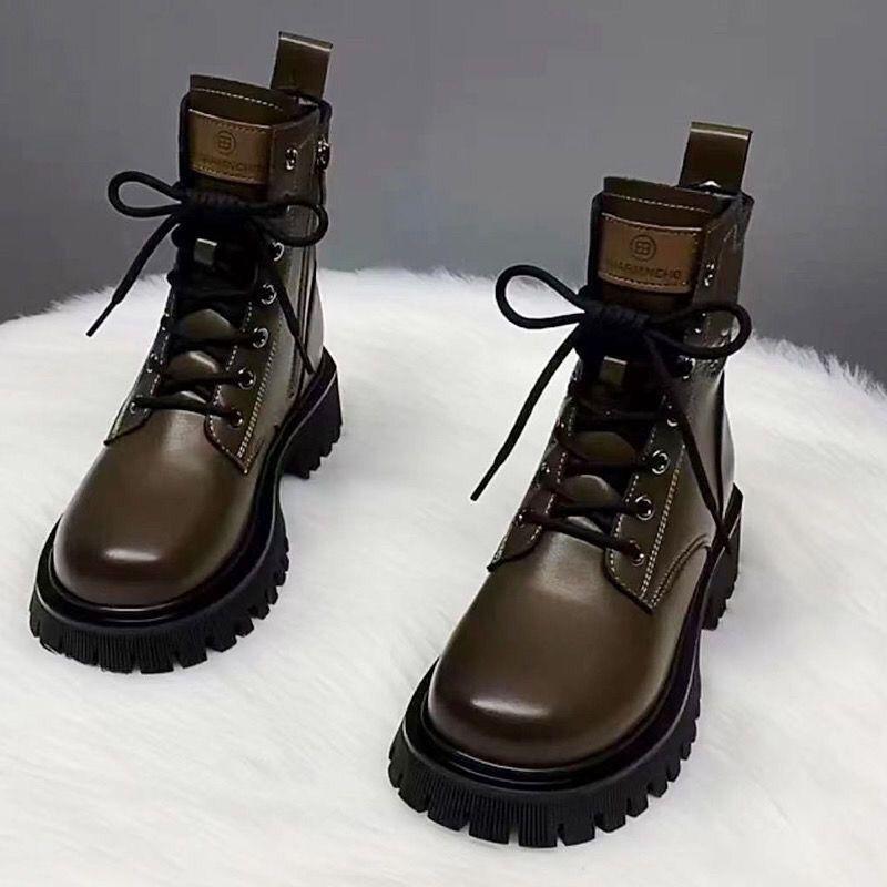 Product Introduction of Boot Martin, Da Thật Mềm, Dành Cho Nữ, Mùa Thu Và Mùa Đông, Bốt Một Lớp, Đế Mềm, Phong Cách Cổ Điển Lót Lông Cừu, Ấm Áp, Bốt Cao Đến Mắt Cá Chân Anh, Thời Trang, Bộ Sưu Tập 1066 Người, Có Sẵn Năm 2025 5