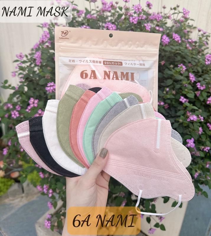 {Khẩu trang 6A} - Thùng 200 chiếc (tặng 50 chiếc) NAMI 4 lớp Kháng khuẩn {45-75kg} Che phủ kín khuôn mặt, Chông nắng và tia UV tốt Phụ Kiện