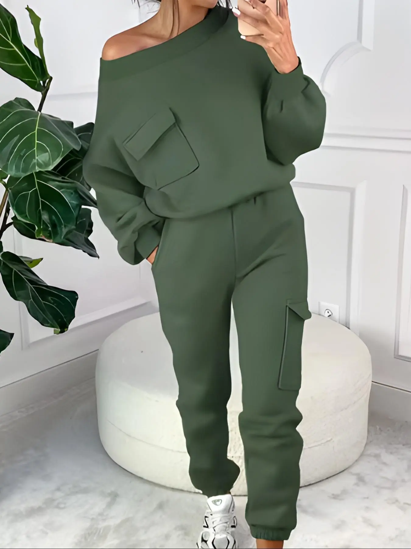 Two-piece Set Women's Solid Drop Shoulder Asymmetrical Neck Sweatshirt & Flap Pocket Sweatpants, Casual  Tummy Flattering Fashion Cozy Breathable Two Piece Outfits for Daily Outdoor Wear, Women Clothes for Fall & Winter