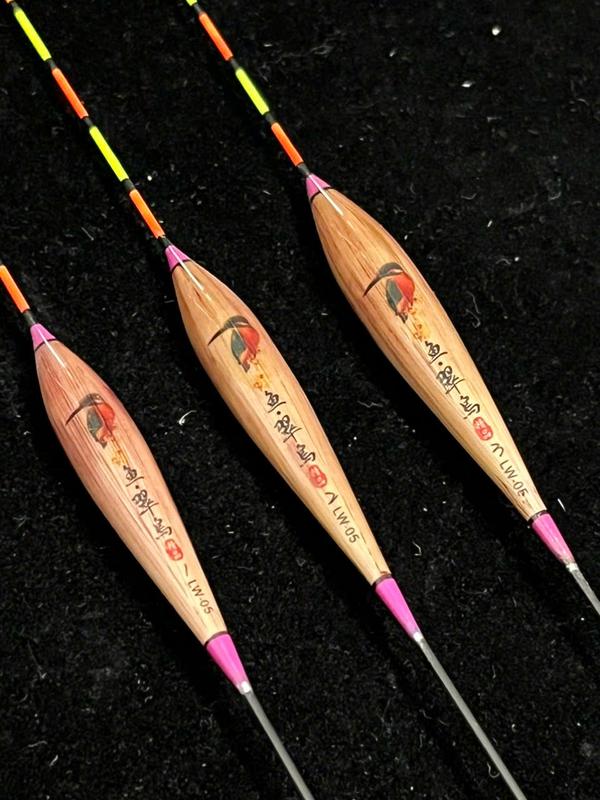 Phao cỏ câu Đài Chym mối cá Chuyên Phi Chép , dài 42cm ,(Size 1.0 - 0.6g) (Size 2.0 - 0.8g ) (Size 3.0 - 1.1g ) , làm thủ công đẹp tinh tế , nhạy cá . Fishing câu cá.