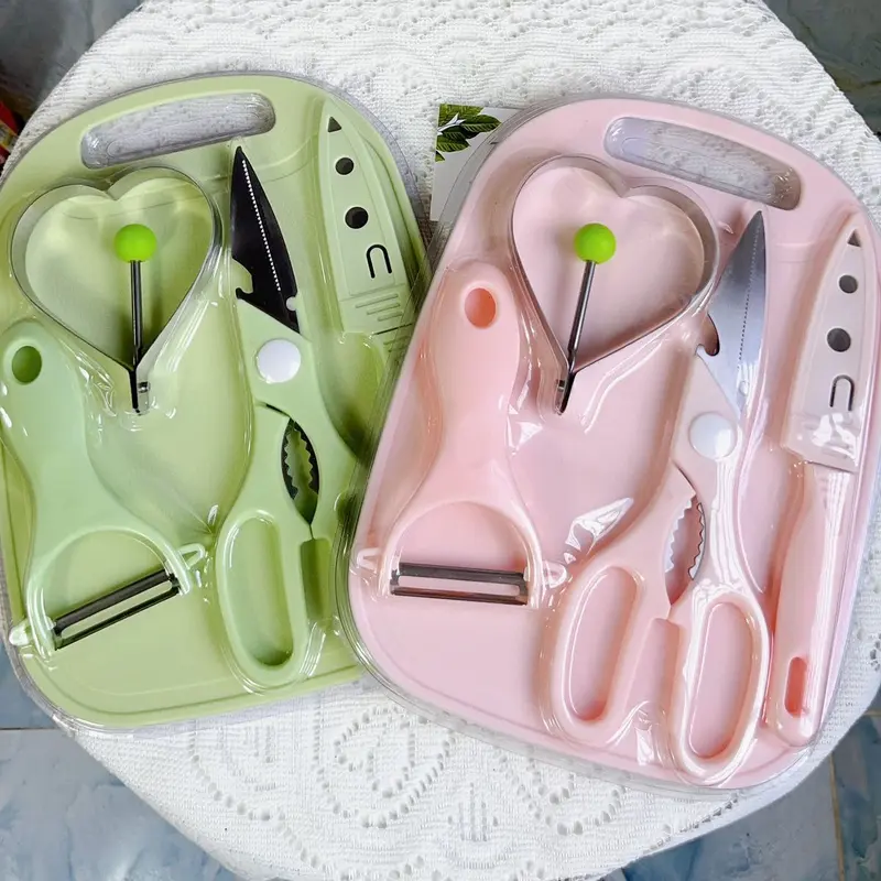 Set dao thớt 5 CHI TIẾT ăn dặm cho bé  ( hình thật shop chụp) 2