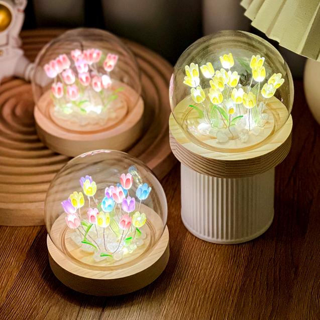 Đèn Ngủ Hoa Tulip Pin (AAA) 16 Bông + Tặng Túi Quà