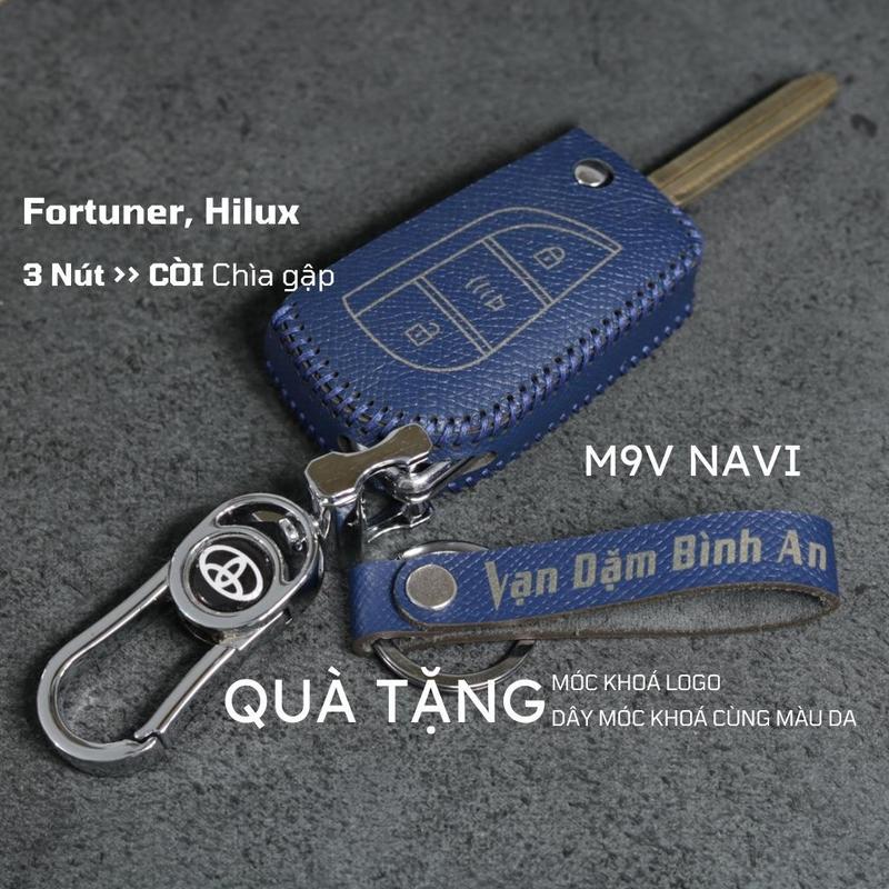 Bao da móc khoá bọc ốp chìa khóa xe ô tô Toyota Fortuner, Hilux, Innova chìa gập da bò thật  3 nút loa Móc Khóa Nội Thất