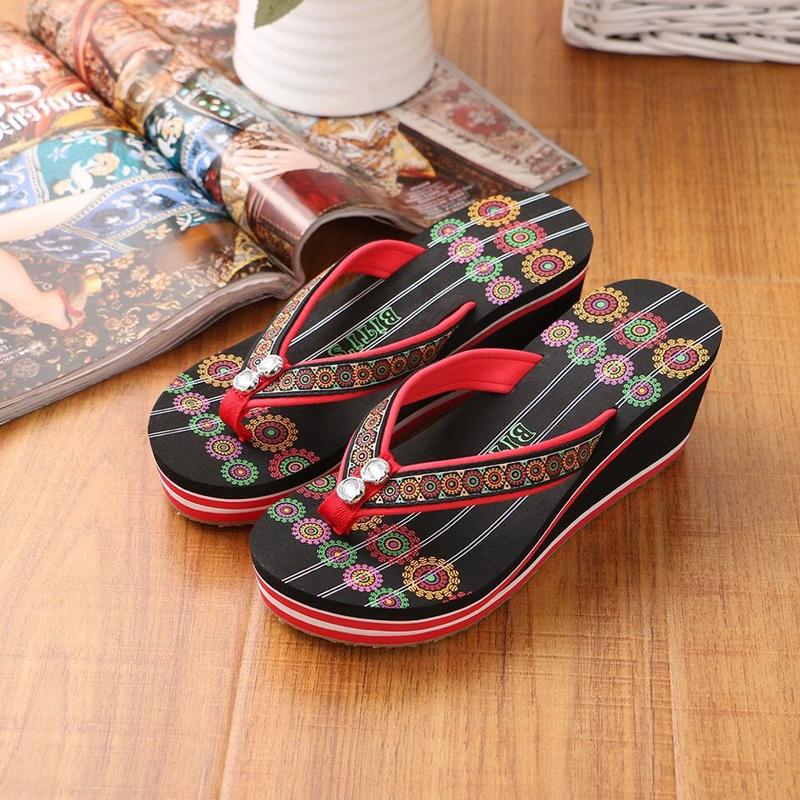 Product Introduction of Giày Cao Gót Nữ, Biti 's, Phong Cách Việt Nam, Đế Xuồng, Thời Trang Mùa Hè, Không Trơn Trượt, Thích Hợp Đi Biển, Dép Xỏ Ngón, Có Thể Mặc Ngoài Trời DéP Shoes 7