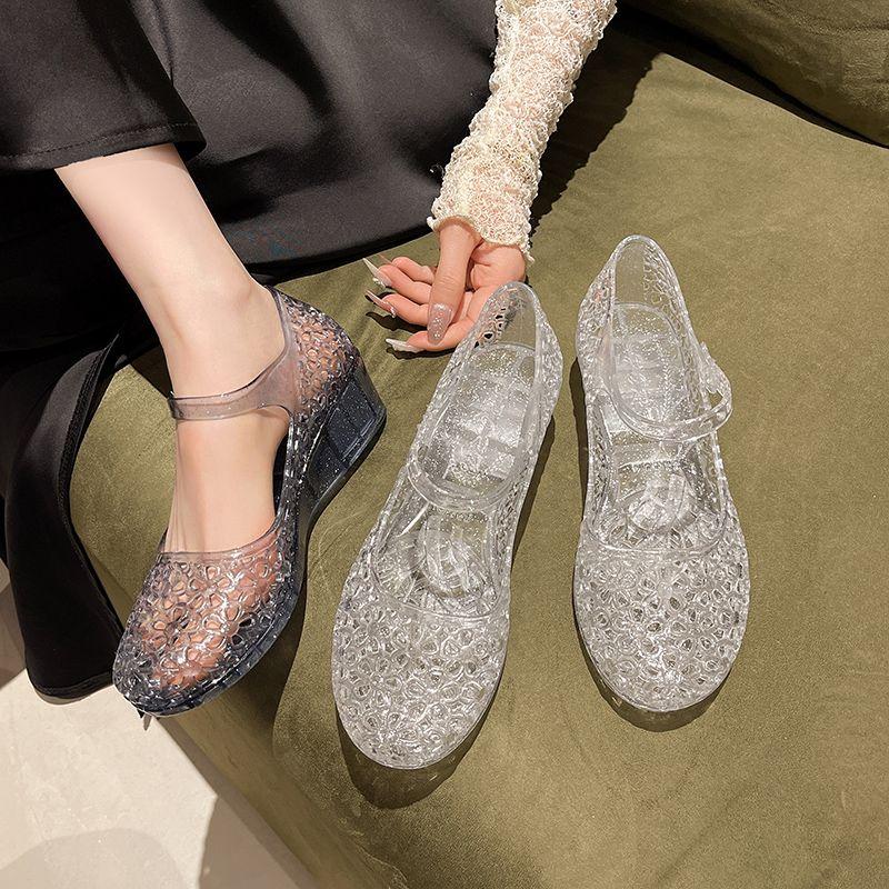 Dép Pha Lê Đế Xuồng, Thời Trang, Dành Cho Nữ, Thoáng Khí Và Thoải Mái, Nhẹ, Thiết Kế khoét lỗ Trong Suốt, Giày Nhựa Thạch, Thích Hợp Cho Mùa Hè Của Mẹ giày  hở  mũi  nữ