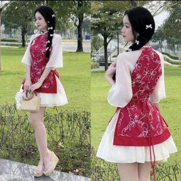 SÉT ÁO DÀI CÁCH TÂN THÊU HOA ĐÍNH NƠ KÈM CHÂN VÁY XÒE TRẺ TRUNG MẶC TẾT SIÊU XINH CÓ 3 MÀU,3 SIZE S,M, Nữ Tre Top tết Women 1