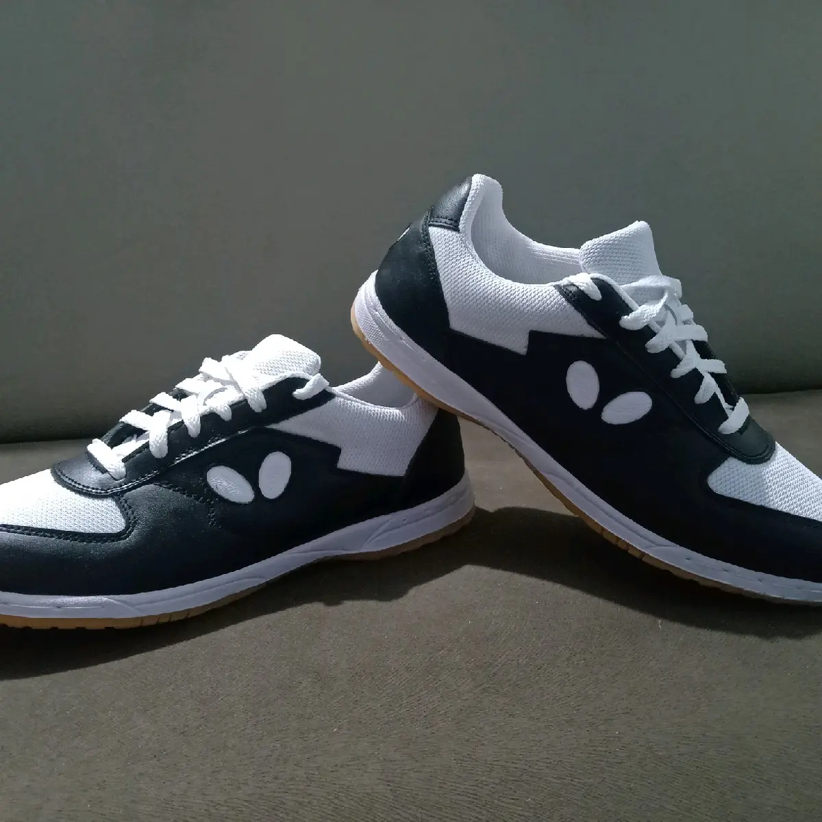 sepatu olahraga kulit asli tenis meja buterfly terbaik terbaru dan terlengkap