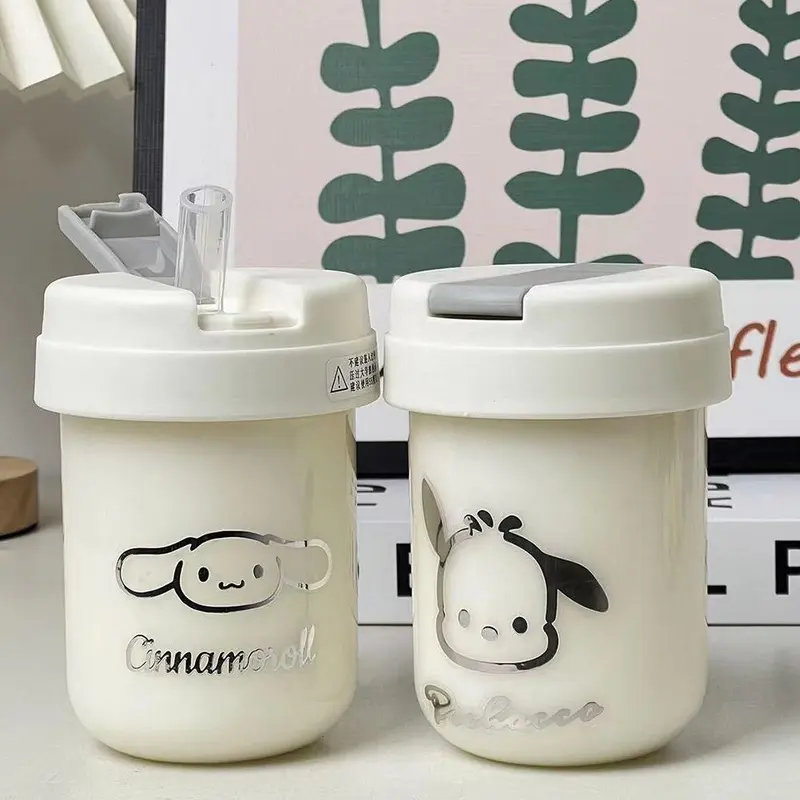 Bình Nước Dễ Thương, Dung Tích 300ml, Thiết Kế Hoạt Hình Sáng Tạo, Có Ống Hút Và Nắp Đậy, Chống Tràn Cầm Tay V2H4 8