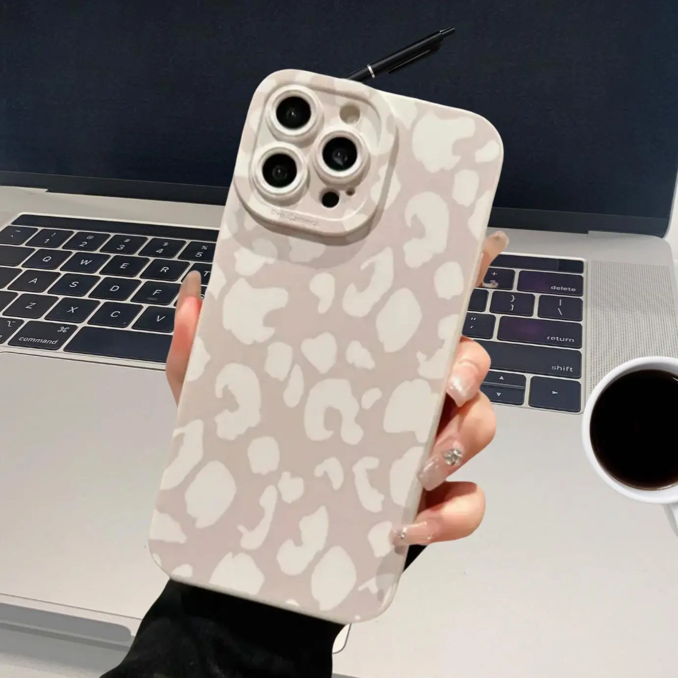 Leopard-print Phone Case, Anti-drop Cellphone Protective Case, Total Protective Shockproof Mobile Phone Cover for iPhone 11 12 13 14 15 Pro Max