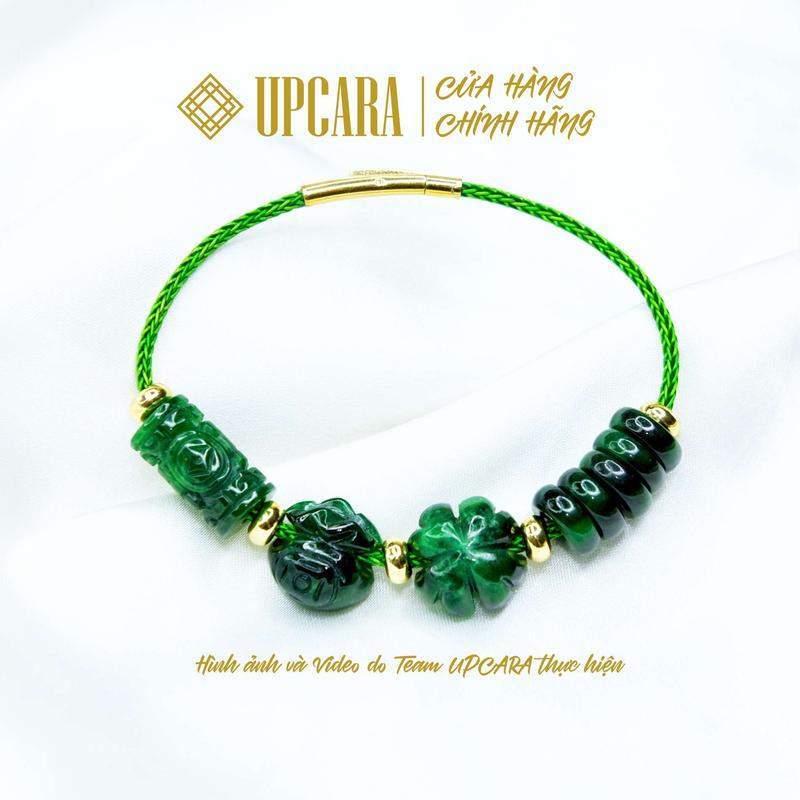 Vòng tay lu thống chạm túi tiền cỏ bốn lá và ngũ điếu sơn thuỷ màu xanh đen hợp mệnh mộc, hoả, thuỷ UPCARA
