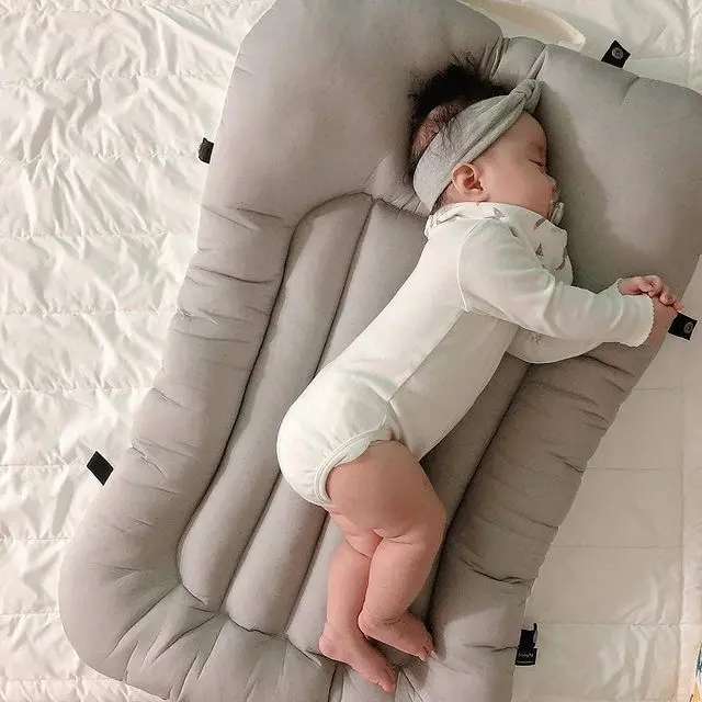 Portable Bed-in-Bed Baby Crib Newborn Bionic Sleeping Bed Foldable BB Anti-Pressure Portable Bed