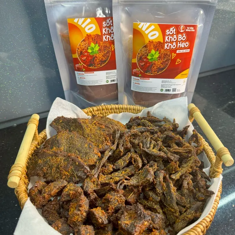 Combo Hấp Dẫn : 1 Sốt Khô Bò + 1 Sốt Khô Gà Tặng 1 Muối Chấm Đặc Biệt 1