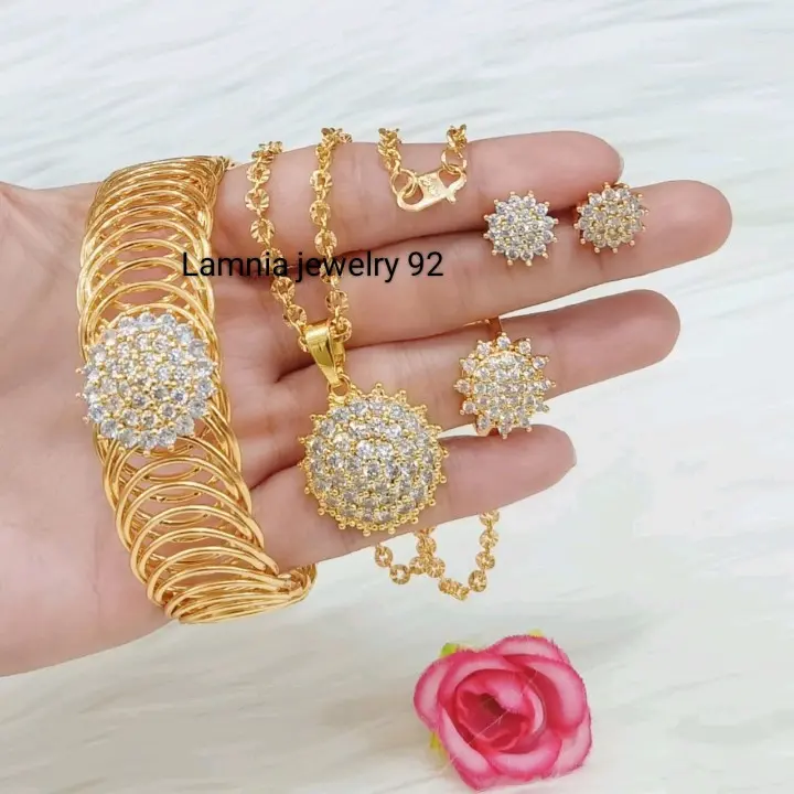 1 SET PERHIASAN SET WANITA DEWASA CANTIK ANTI KARAT Anting