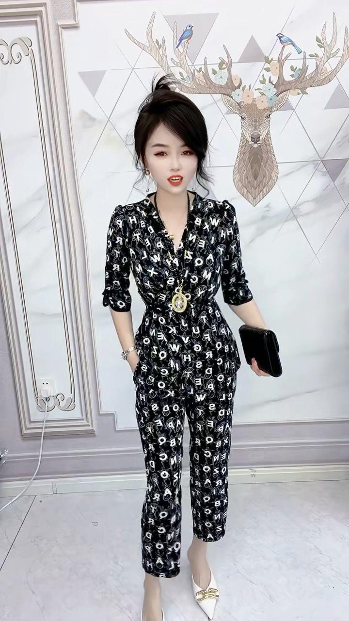 Product Introduction of Bộ Đồ Thời Trang, Hàng Mới Về Mùa Hè, Phong Cách Cổ Điển Nút Cổ Chữ V, Áo In Họa Tiết Thanh Lịch, Quần Ống Rộng, Bó Sát, Bộ Hai Mảnh 8