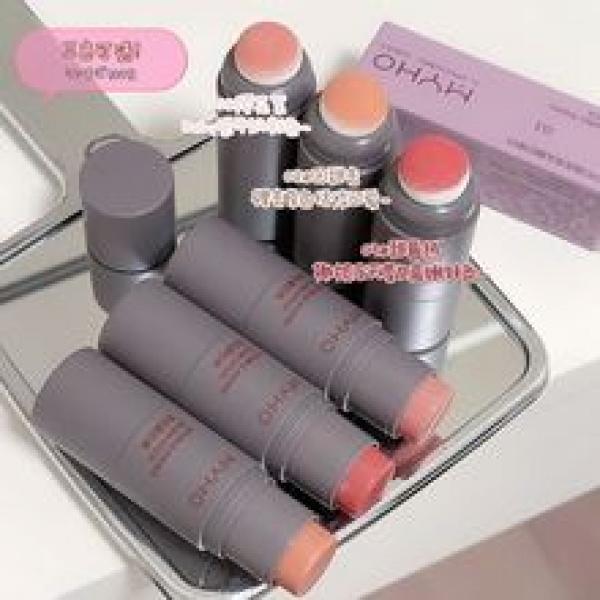 Product Introduction of Meibaoge New Color Listing Shimmer Transparent Seven Colors Eye Shadow Plate Earth Color Shimmer Matte Makeup Ins Eye Shadow 5