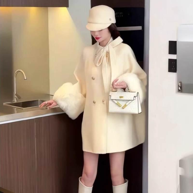 Product Introduction of Áo Khoác Hai Mặt, Tóc Cáo Thắt Nơ, Phong Cách Mới Cho Nữ, Thanh Lịch, Áo Choàng Trung Bình Và Dài, Thích Hợp Cho Mùa Thu Và Mùa Đông, 2024 0