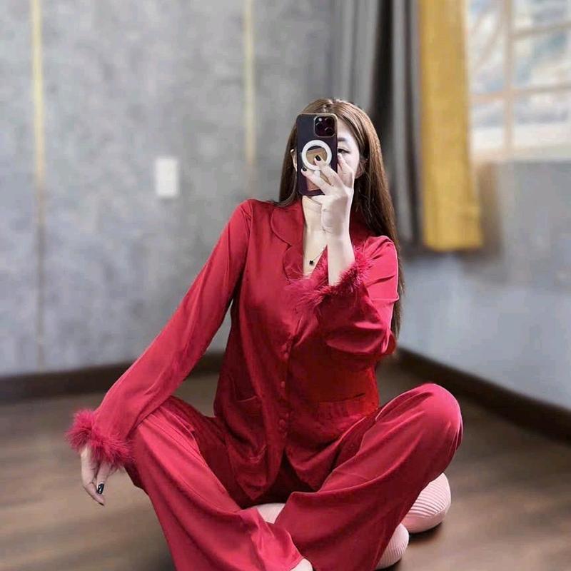 sét bộ lụa pijama lông vũ lụa latin tay dài 3 màu , free size 45_61 kg Áo Ngủ Nữ Quần Ngủ Women Voi Dài Tay 4