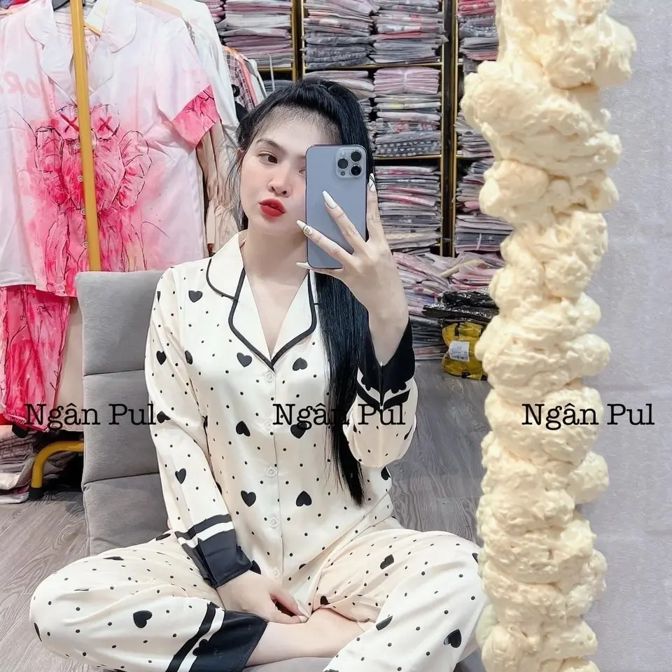 (42-60kg)bộ đồ ngủ pijama LỤA MỊN latin tơ tằm tim đen mềm mịn mát Nữ