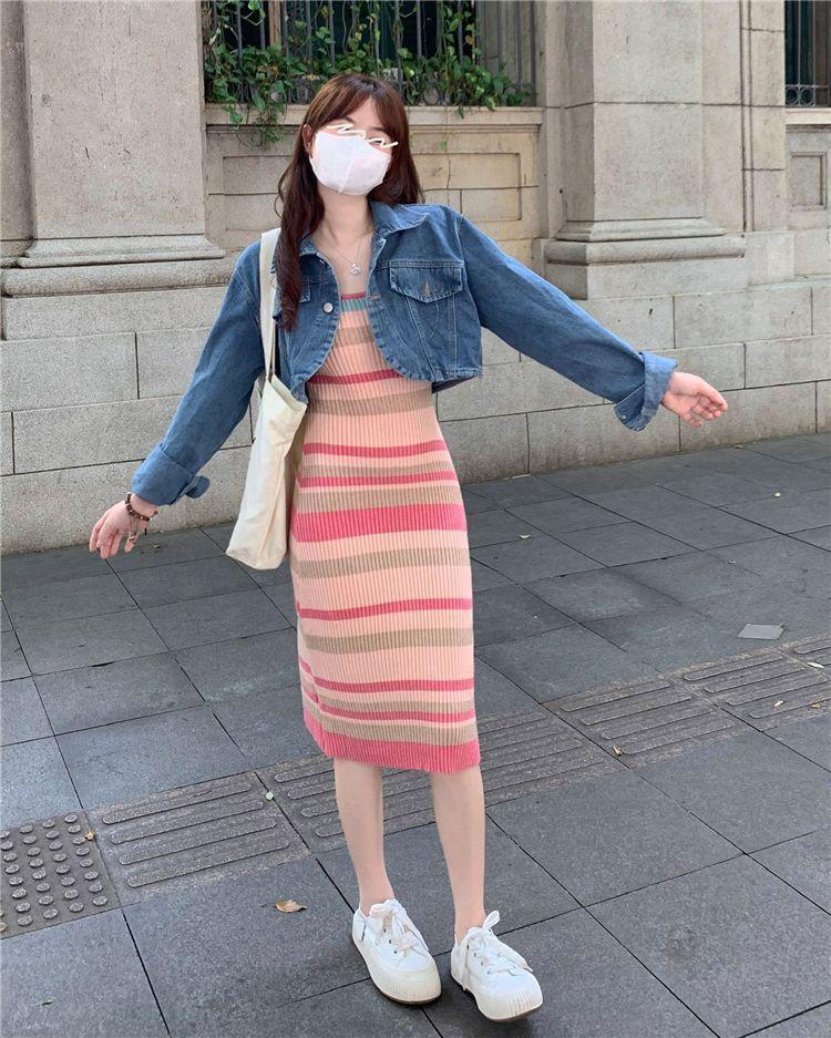Product Introduction of Váy Hai Dây Dệt Kim, Sọc Dopamine Gradient Phong Cách Hàn Quốc, Hàng Mới Về Mùa Thu, Váy Vest Dài Trung Bình Dành Cho Nữ, Hợp Xu hướng Dress Khuy Women 12