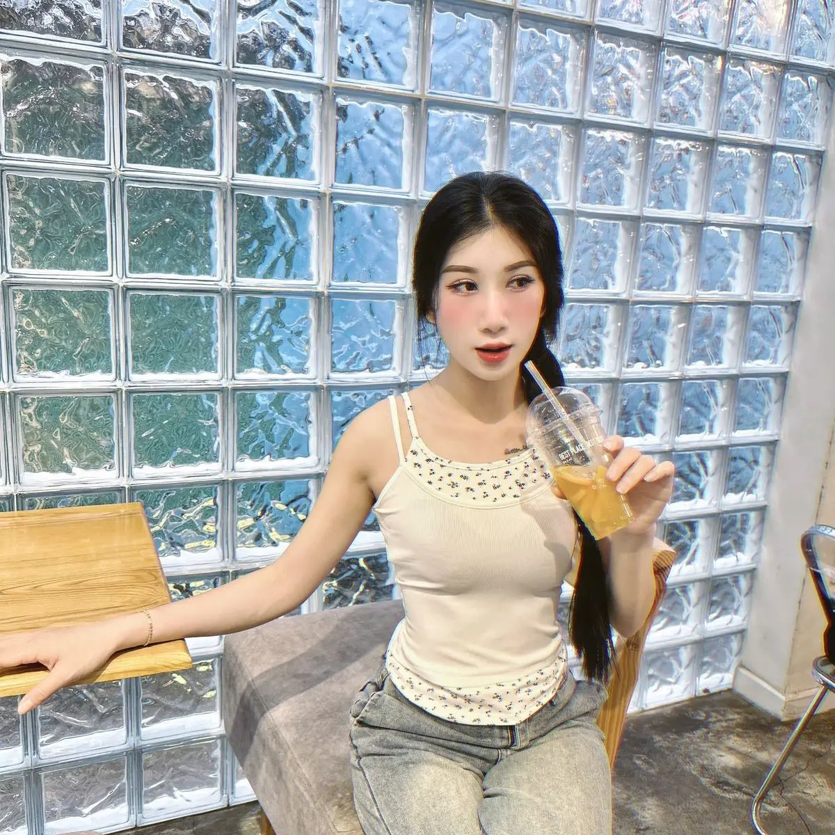 ￼BOTUTO - Áo Kiểu 4 Dây Phối Hoa Nhí Chất Thun Gân Năng Động Dễ Thương Basic