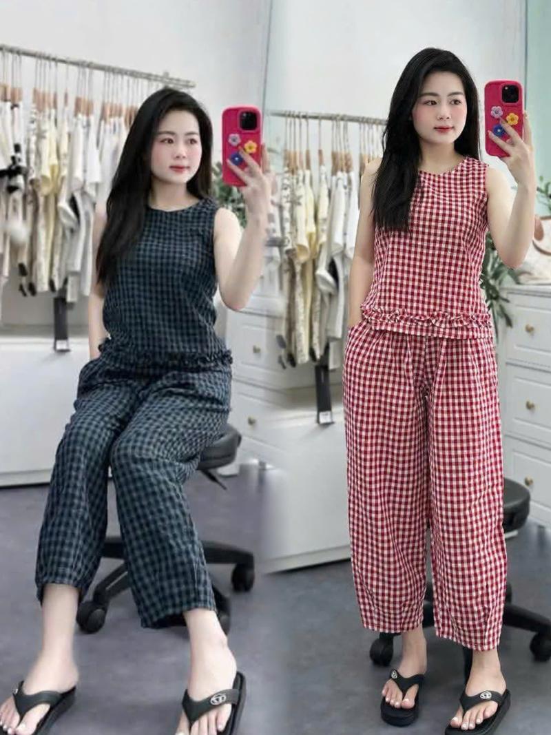 Product Introduction of sét bộ quần baggy áo ngắn tay chất đũi dành cho các bạn nữ mặc ở nhà hay đi chơi thoải mái xinh yêu đủ size từ 40-65 kg(TB8) 1