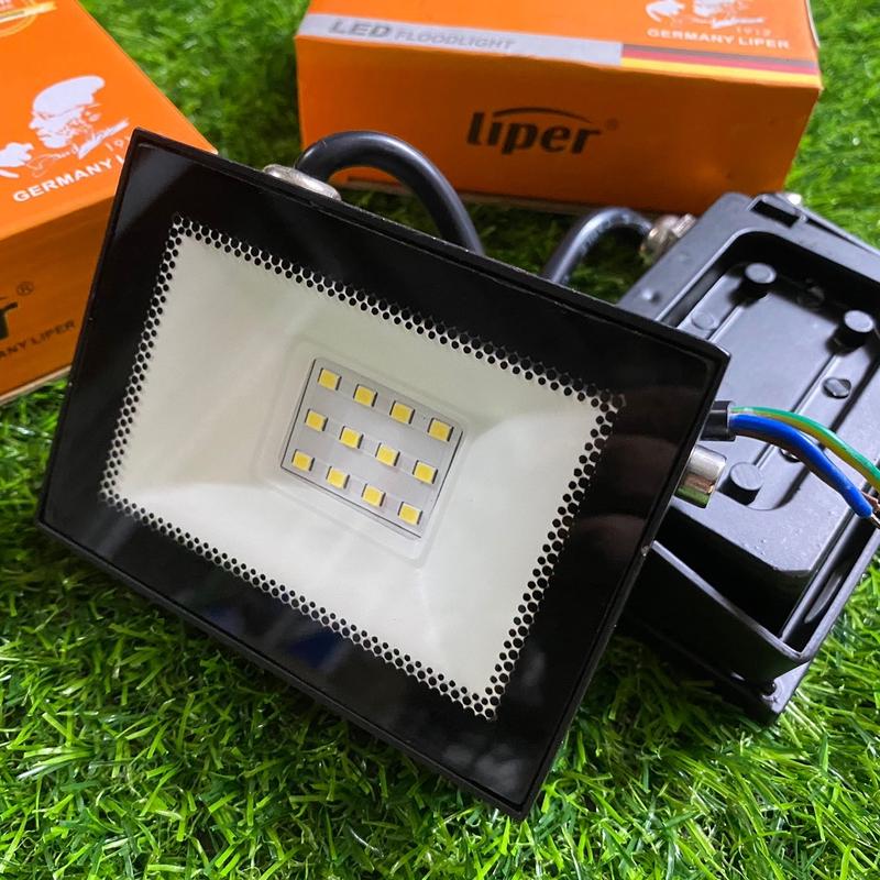 Đèn pha led Liper. 10w/50w. Vỏ nhôm nguyên khối, kính cường lực, chống mưa IP65 1