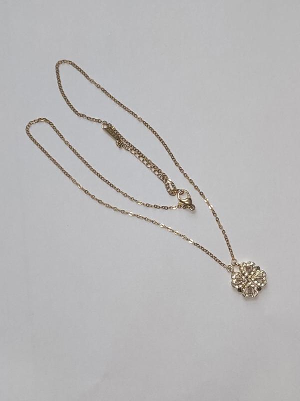 Elegant Style Hollow Out Clover Decor Pendant Necklace, Clover Pendant Necklace, Women's Fashion Jewelry Accessories For Party & Daily Wear 6