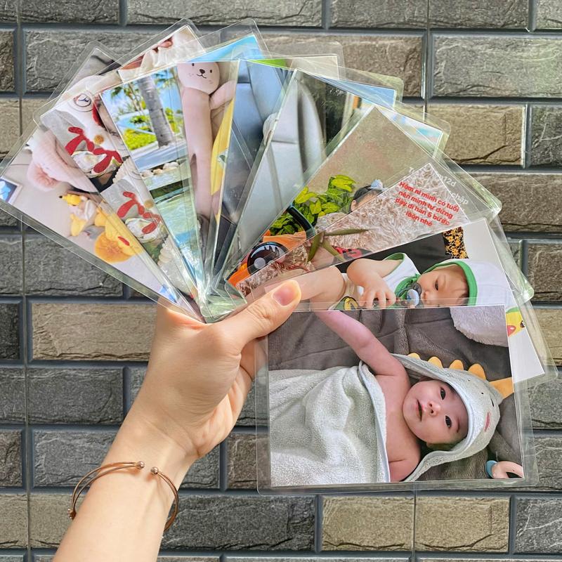 [ẢNH 10X15 - ÉP NHỰA] Kích cỡ 10x15. Đã ép chống nước, bền màu. Phù hợp in ảnh lưu giữ kỉ niệm, decor, ảnh to, rõ, đẹp. Thích hợp lưu giữ kỷ niệm trong album... được nhiều chị em, mẹ bỉm, sinh viên, học sinh ưa chuộng. In từ 52 ảnh có album ảnh. KA31