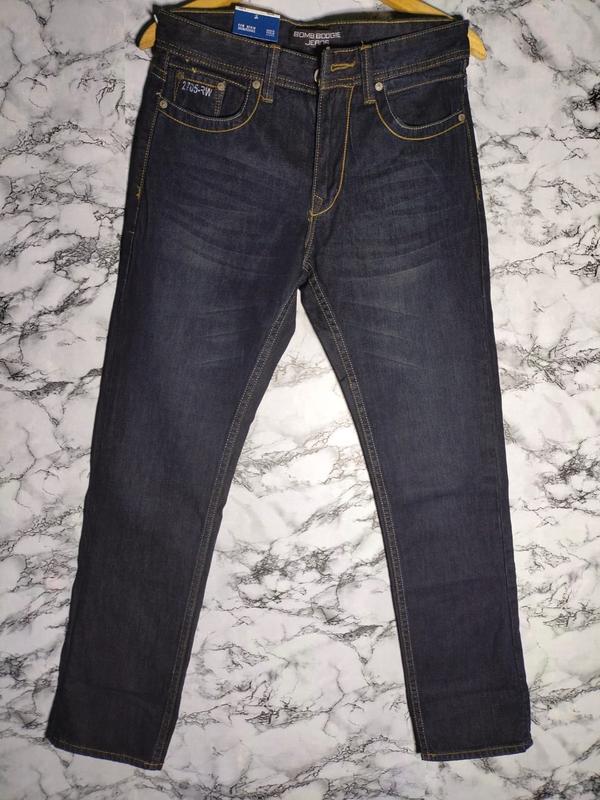 jeans pria terbaru/Celana jeans cowok viral/Celana jeans pria terlaris BOMBOGIE Celana Denim 3