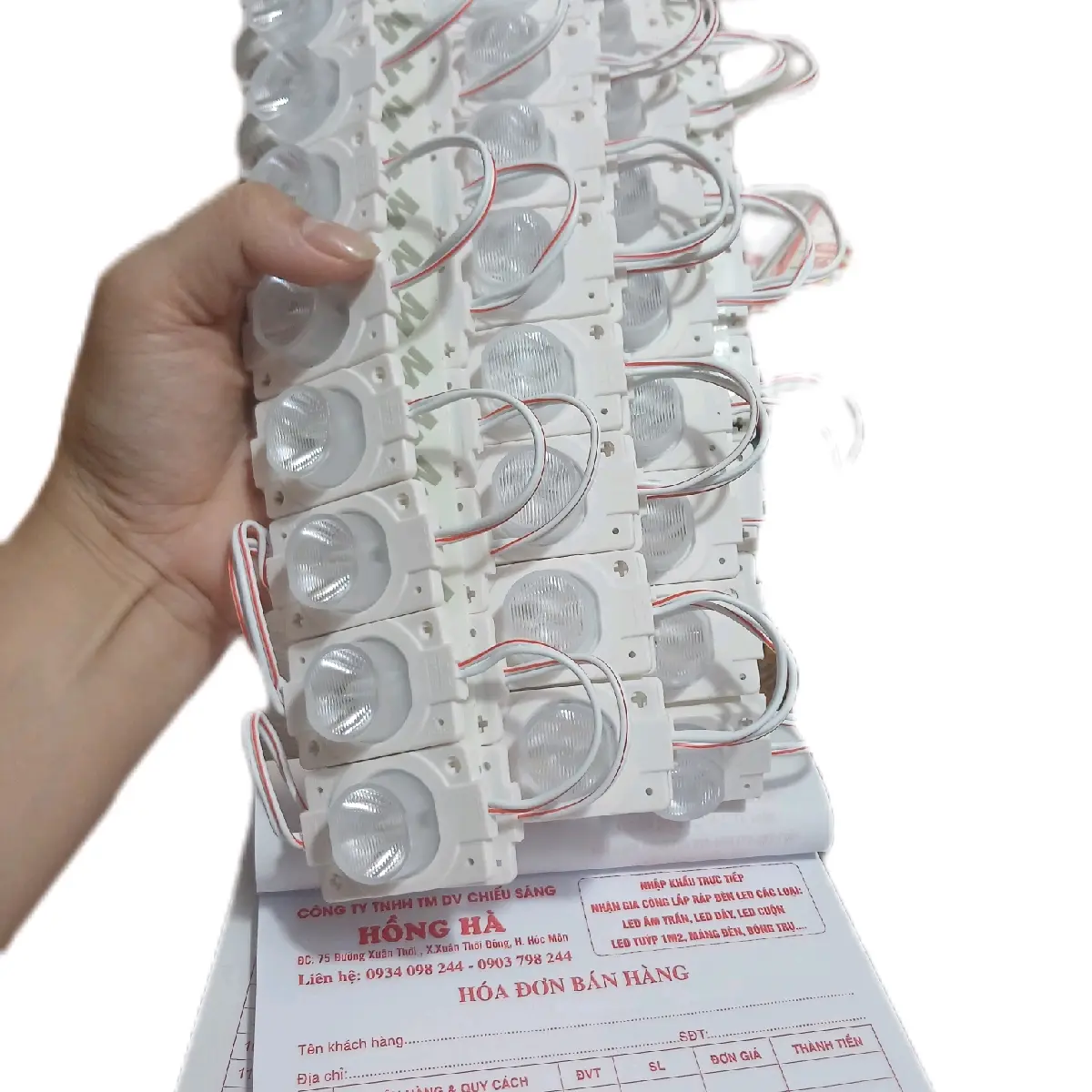 đèn led mắt trâu 12v  1.5w 1 bóng . 1 bịch 100 con
