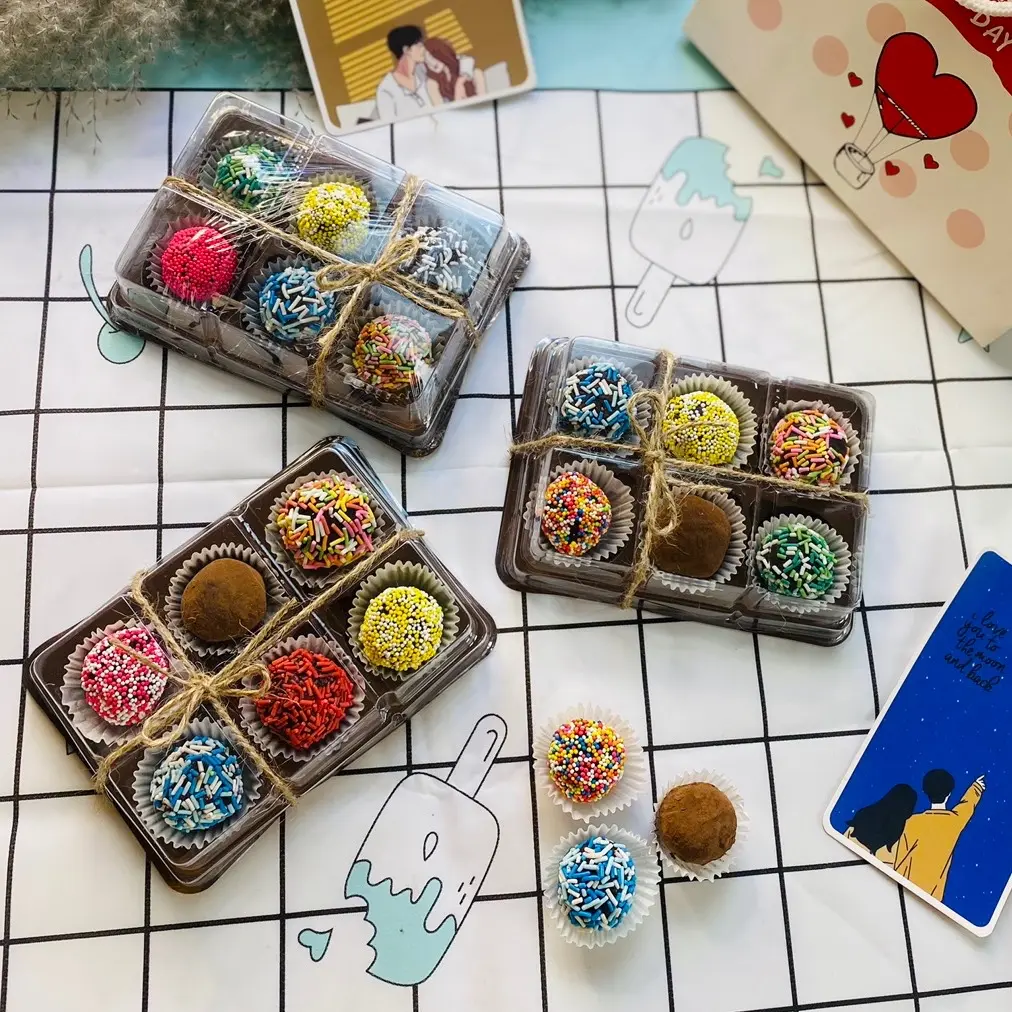 Socola Valentine  set 6 viên ( Hộp trong và Hộp đỏ)  - Full túi và thiệp .
