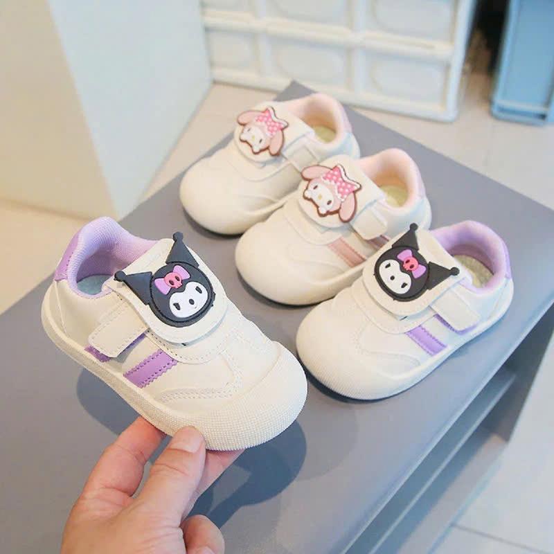 Giày Thể Thao Bé Gái, Giày Quai Dán Gắn Hình Kuromi Da Mềm Đế Chống Trơn Trượt Phong Cách Thời Trang Cho Bé (A-99)