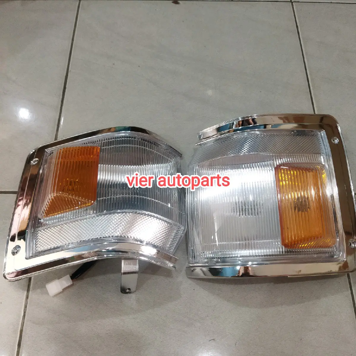 Signal lens assy lampu sen kijang Grand Chrome