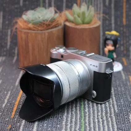 Kamera XA3 Lensa 16-50mm Kamera Mirrorless Layar Flip & WiFi