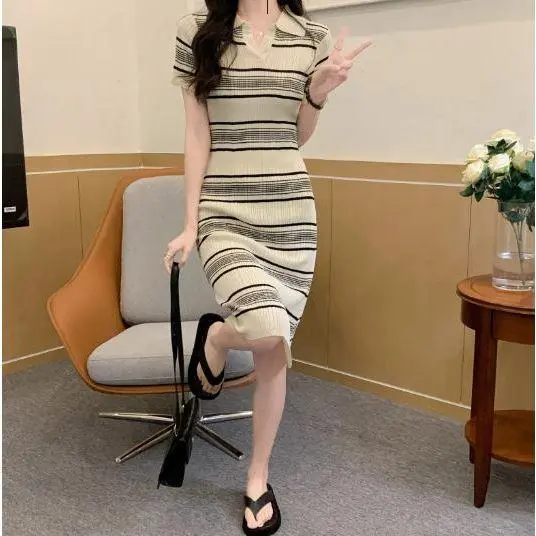 LISAII Dress Rajut Wanita Korean Style Gaun Casual Motif Salur 6