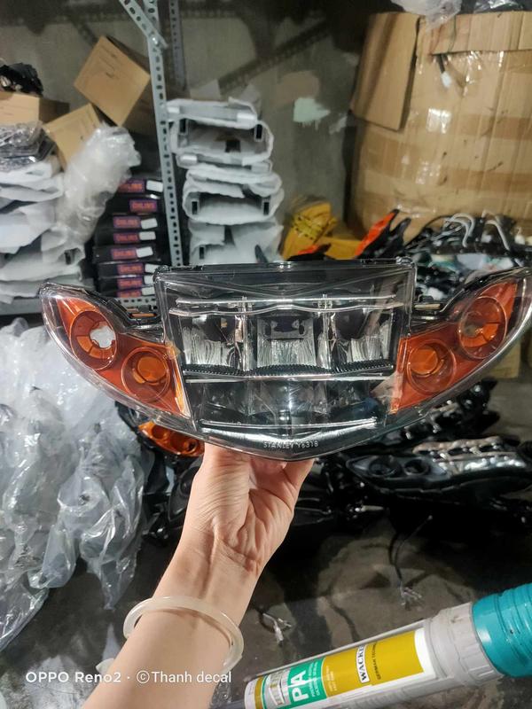 Đầu đèn 2 tầng sirius(TẶNG BÓNG DEMI_CHÂN H4)dùng cho xe sirius 50-110 Xi Nhan