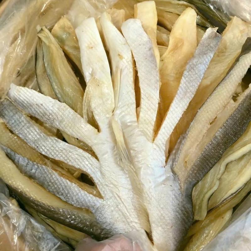 Khô Cá Dứa Bàn Tay loại ngon. Khô 1 Nắng Vừa Nạc Vừa Mỡ. Vị Mặn Vừa Ăn Cơm Đóng Gói Túi Hút Chân Không Túi 300gr 500gr 1kg. Food khocadua cadua khocaduabantay caduabantay