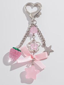 Lindo llavero con diseño de estrella, fresa y moño, Llavero a la moda para mujeres y niñas, Llavero versátil y moderno para regalo de cumpleaños