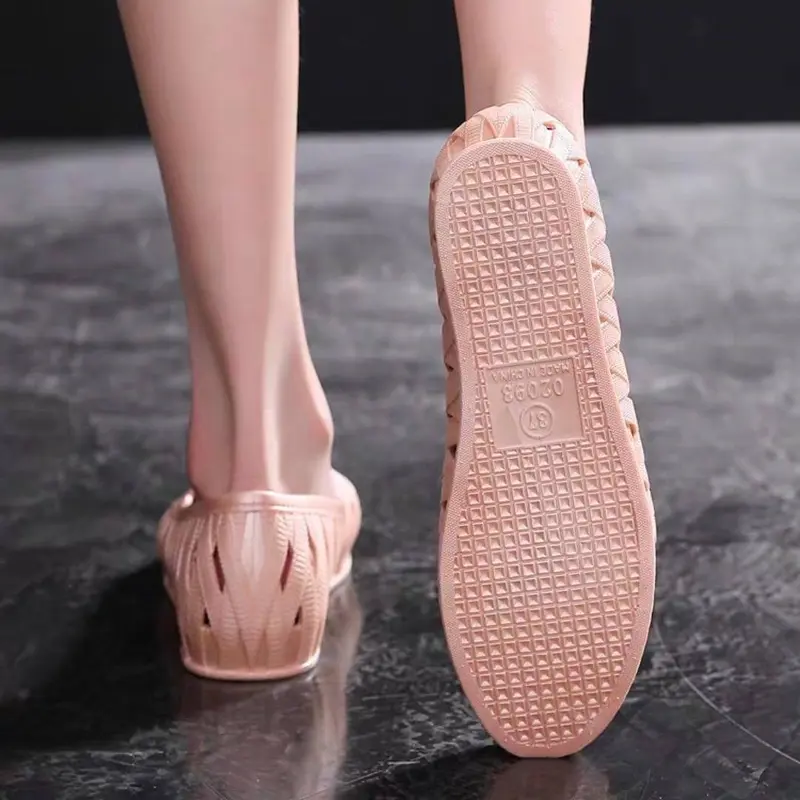 Giày nhựa nữ đi mưa đi biển lội nước chất liệu siêu nhẹ êm chân Shoes 7