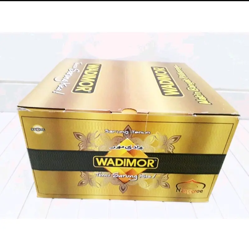 Sarung Wadimor Polos hitam Dan Putih 1