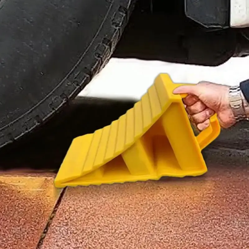 Car Trailer Wheel Block with Handle Car Truck Tire Block Non-slip Parking Wedge Wheel Positioning Block Multi-purpose Wheel Block Space-saving Yellow Tire Block Car Wheel Block Wear-resistant Car Tire Block Car Wheel Ramp Baffle
