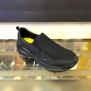 Sepatu Sneakers Slip On Pria Spotec Onyx - Black Flat