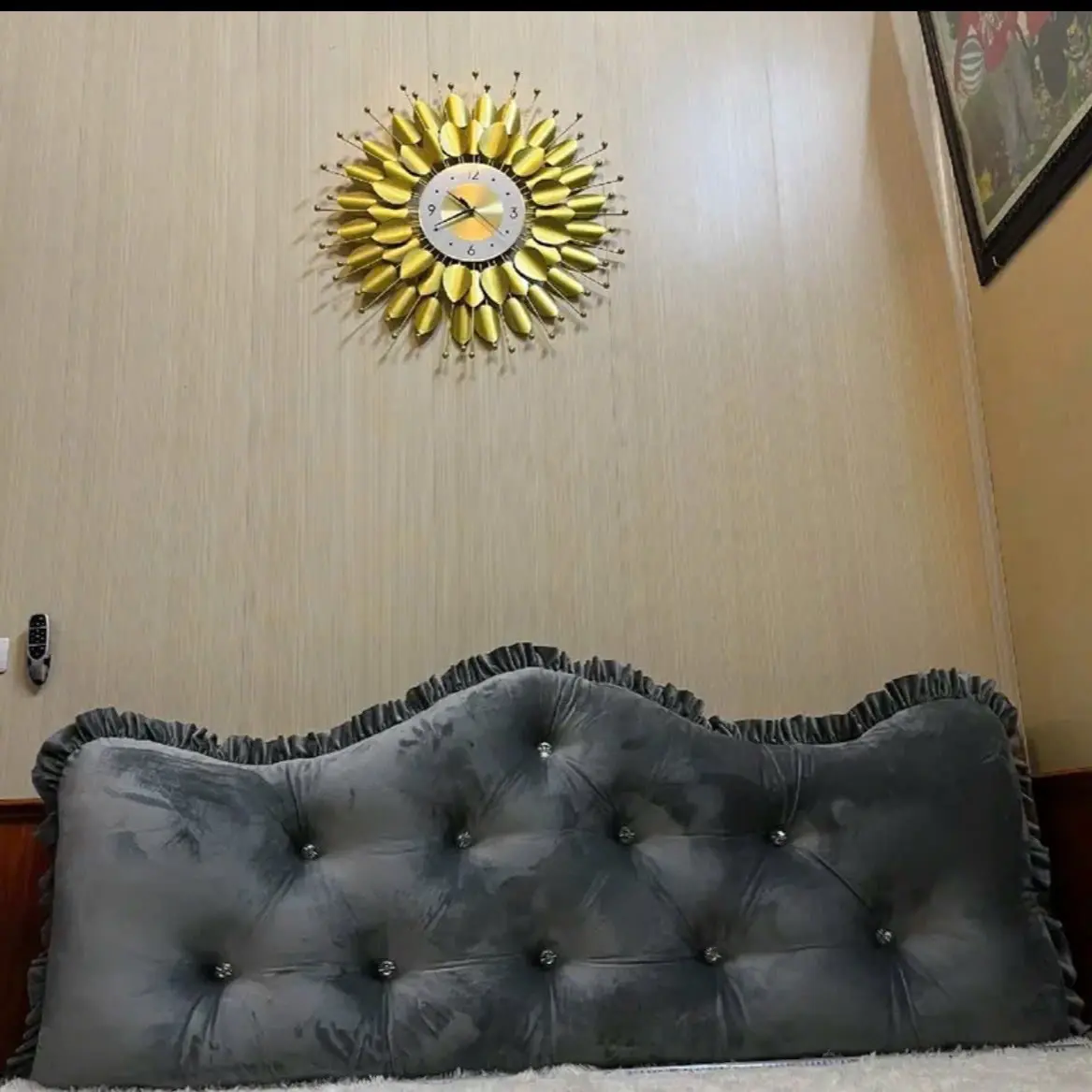 Tựa  đầu giường decor phòng ngủ