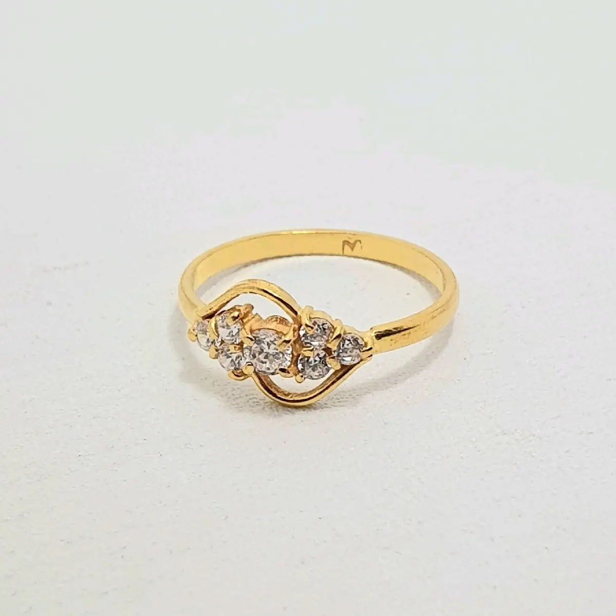 Cincin Emas Muda Mata Putih Tujuh Mata Putih 1 Gram