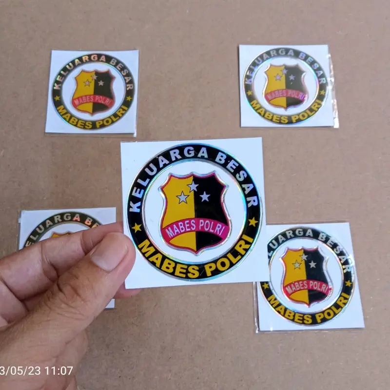stiker emblem mabes polri timbul 0